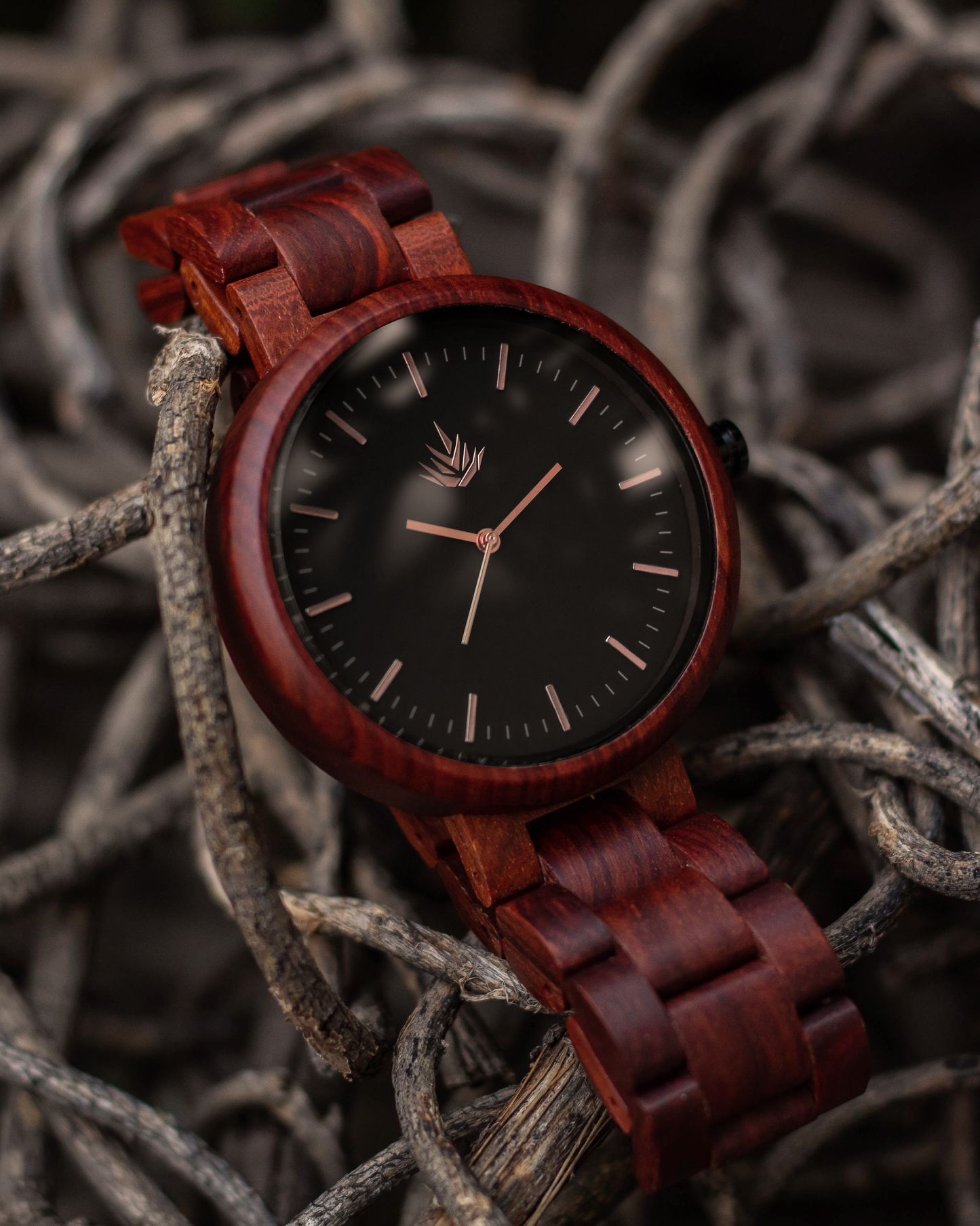 Línea Edición Especial 44mm - Sándalo rojo / Oro Rosa / Negro