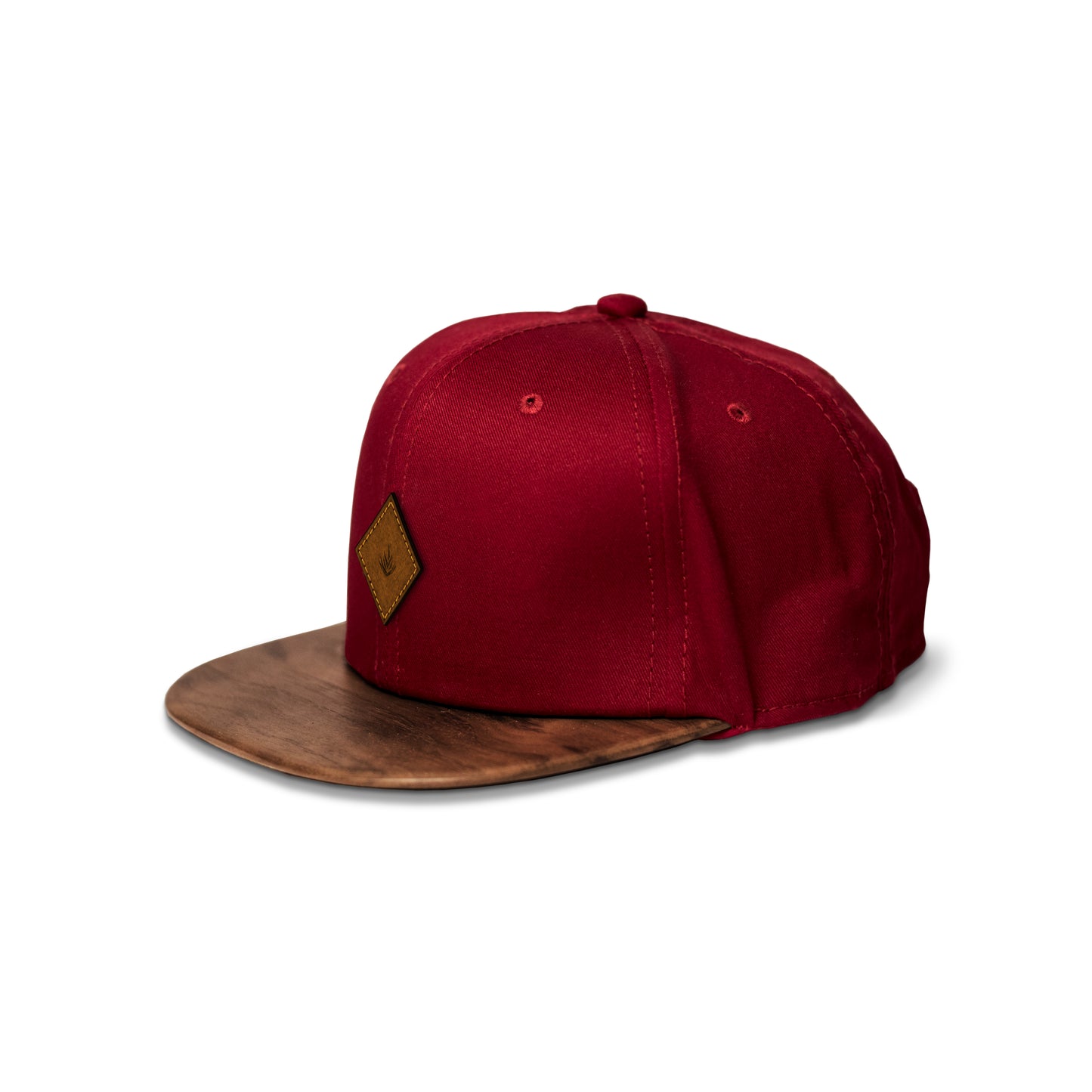 Gorra rojo / Nogal Americano