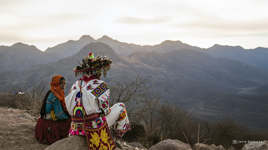 El Fascinante Mundo de los Wixárikas: Tradiciones, Cultura y Sabiduría Ancestral