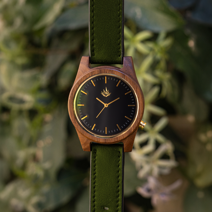 Línea Agavia | 44mm | Nogal | Carátula Negra
