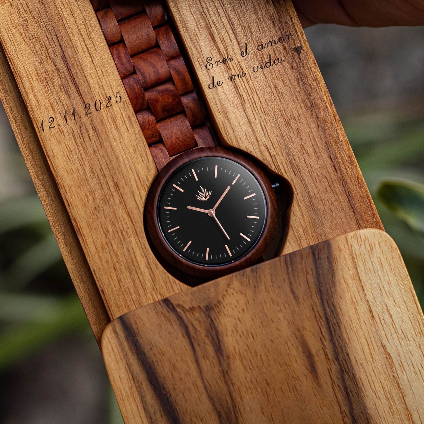 Pareja de Agavus | Edición Especial | 37mm y 44mm | Sándalo Rojo | Oro Rosa | Carátulas Negras