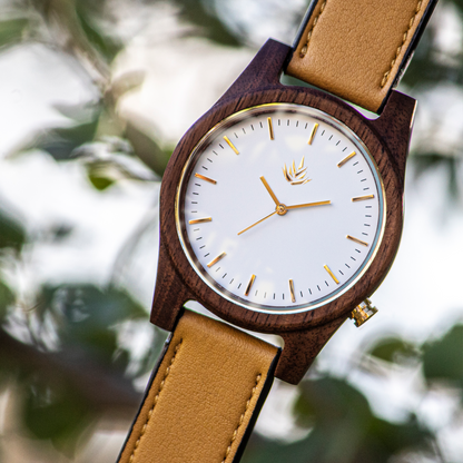 Agavia Line 44mm - Walnut / White