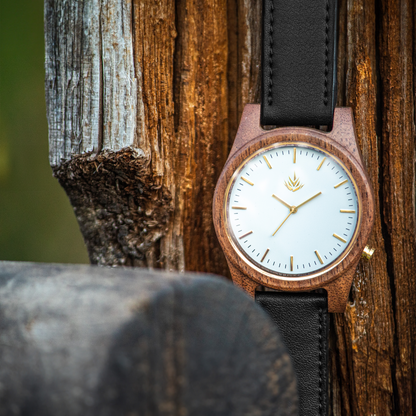 Agavia Line 44mm - Walnut / White