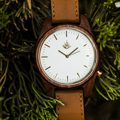 Agavia Line 44mm - Walnut / White