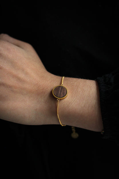 Circle bracelet / Walnut
